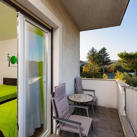 Ferienwohnung Apartman Volaric Krk Town Exterior foto
